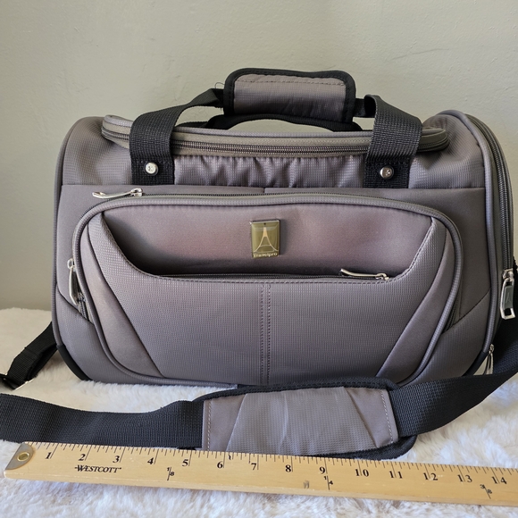 Travelpro Slate Green Carryon Underseat Bah - Picture 10 of 16